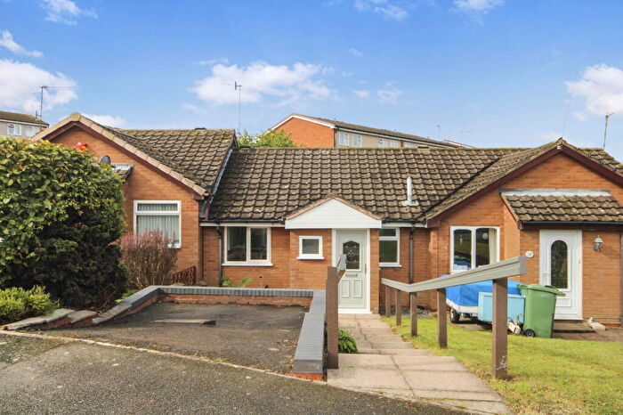 2 Bedroom Terraced Bungalow For Sale In Old Hall Close, Amblecote, Stourbridge, DY8