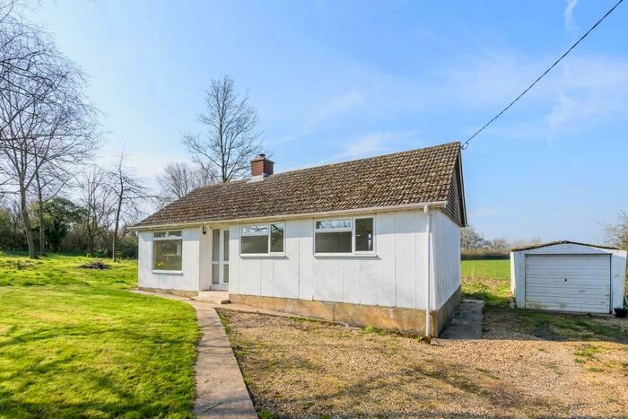 3 Bedroom Detached Bungalow To Rent In Cumnor, Oxford, OX2