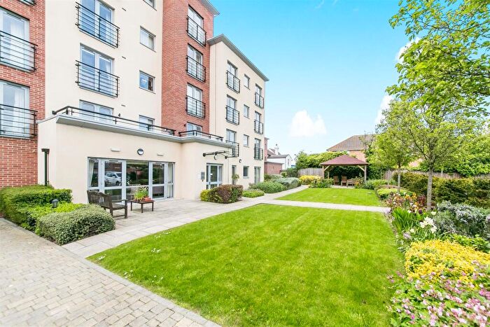 2 Bedroom Apartment For Sale In Kingsman Court, Carnarvon Road, Clacton-On-Sea, CO15