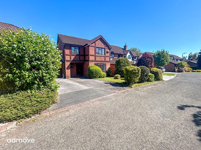 4 Bedroom Detached House To Rent In Silverbirch Close, Sale, M33