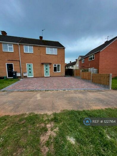 3 Bedroom Semi-Detached House To Rent In Mason Avenue, Leamington Spa, CV32