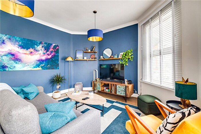 1 Bedroom Terraced House For Sale In Merton Road, London, SW18