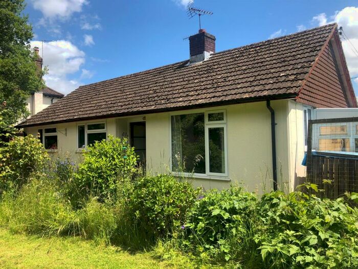 3 Bedroom Detached Bungalow To Rent In Red Lion Lane, Hemel Hempstead, HP2