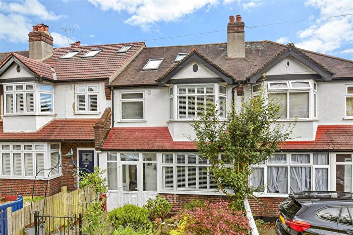4 Bedroom Terraced House For Sale In Vermont Road, Sutton, Surrey, SM1
