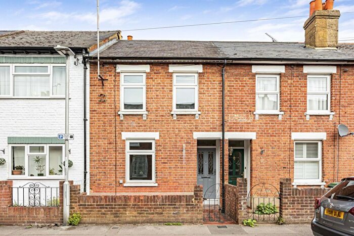 2 Bedroom Terraced House For Sale In South Street, Caversham, Reading, RG4
