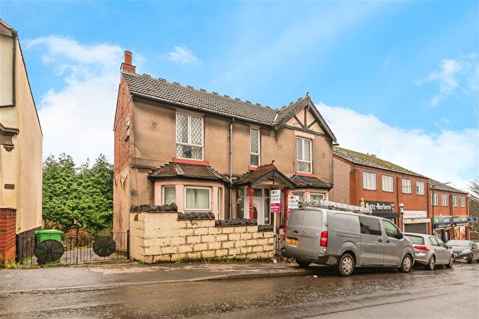 3 Bedroom Detached House For Sale In St. Bartholomews Road, Nottingham, NG3