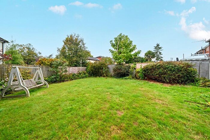 4 Bedroom Detached House For Sale In Foxes Close, Waterlooville, PO7