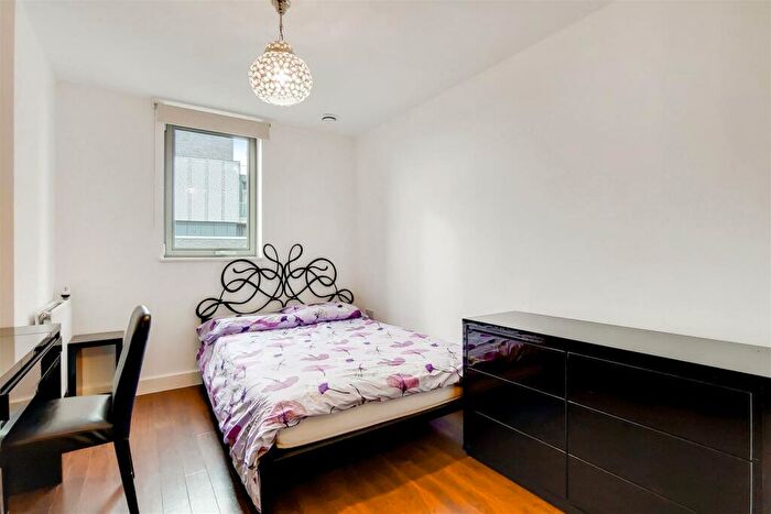 2 Bedroom Apartment To Rent In Venice Corte, Lewisham, SE13