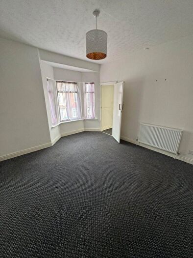 2 Bedroom House To Rent In Gloucester Street, Hull, HU4