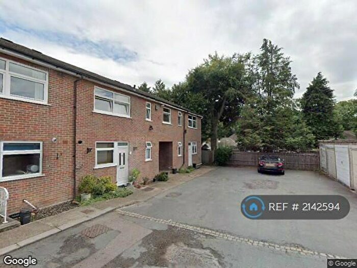 2 Bedroom Maisonette To Rent In West End Avenue, Pinner, HA5