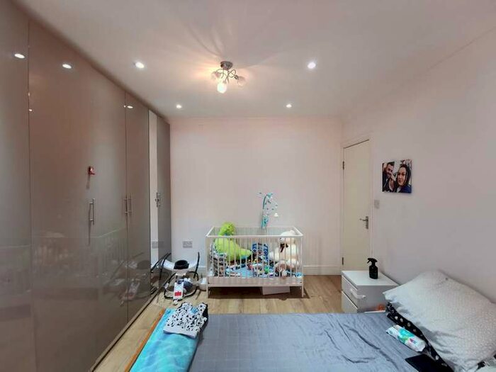 6 Bedroom Semi-Detached House To Rent In Alicia Gardens, Harrow, HA3