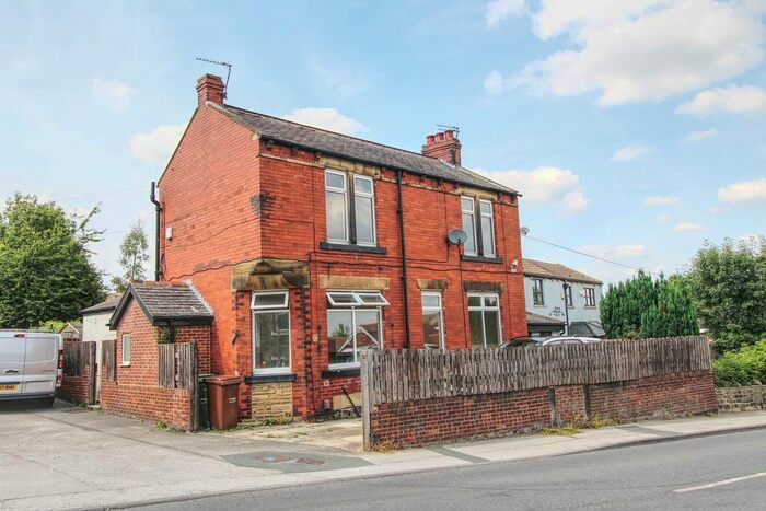3 Bedroom Detached House To Rent In Dale Street, Ossett, WF5