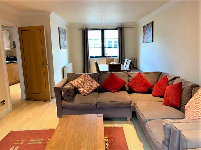 4 Bedroom Mews To Rent In Dublin Street Lane South, Edinburgh, EH1