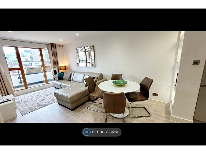 1 Bedroom Flat To Rent In St Pauls / Barbican, London, EC1A