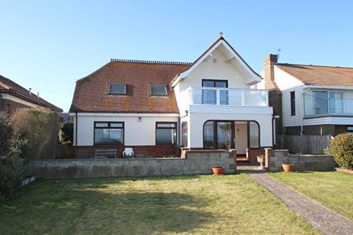 5 Bedroom Detached House For Sale In Pebble Road, Pevensey Bay, BN24