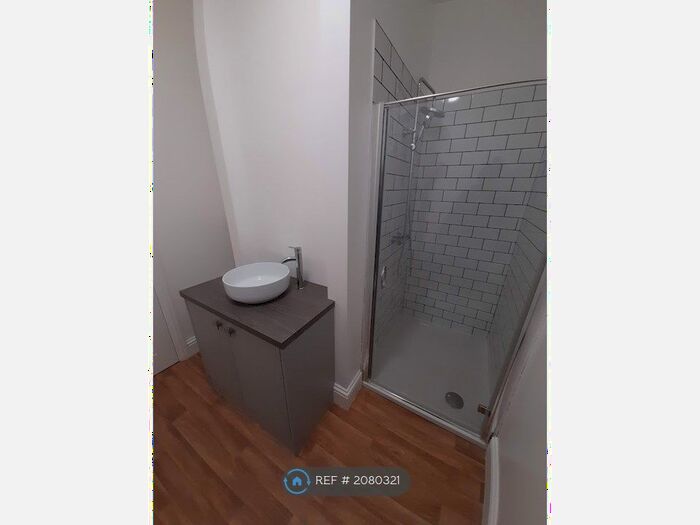 2 Bedroom Terraced House To Rent In Oddfellow Street, Morley, Leeds, LS27