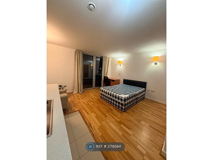 Studio To Rent In Empire Way, Wembley, HA9