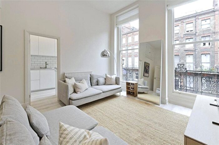 1 Bedroom Flat To Rent In Nottingham Place, Marylebone, W1U