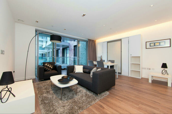 Studio To Rent In Cashmere House, Goodman's Fields, Aldgate, E1