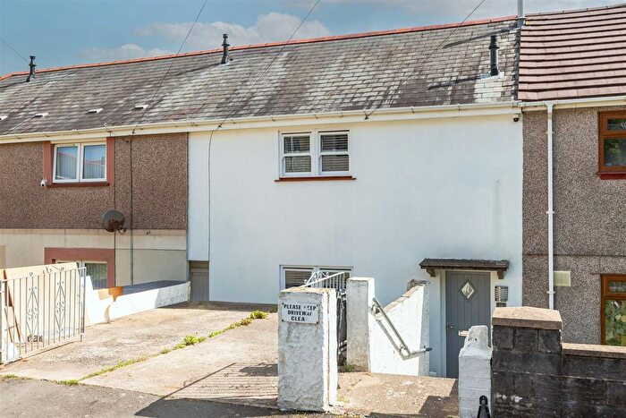 2 Bedroom Terraced House For Sale In Branwen Gardens, Mayhill, Swansea, SA1