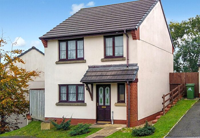 3 Bedroom Detached House For Sale In East Ridge View, Bideford, Devon, EX39