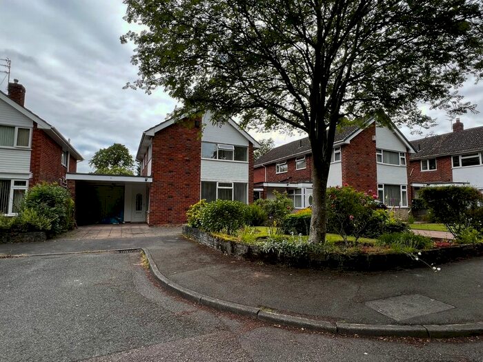 3 Bedroom Detached House To Rent In Manor Close, Penn, Wolverhampton, WV4