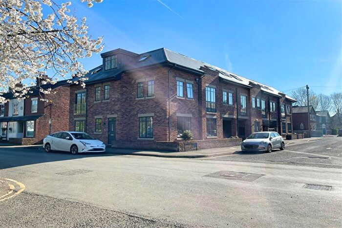 2 Bedroom Apartment For Sale In Provincial House, Darley Street, Sale, M33