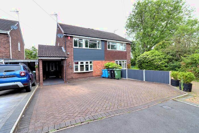 3 Bedroom Semi-Detached House For Sale In Kentmere Close, Penkridge, Staffordshire, ST19
