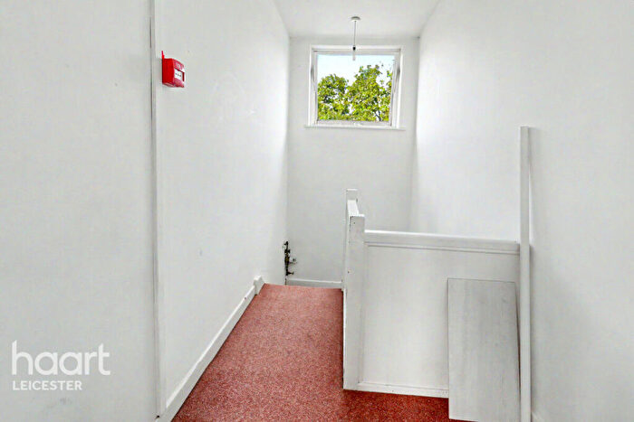 3 Bedroom Block Of Apartments For Sale In Gotham Street, Leicester, LE2