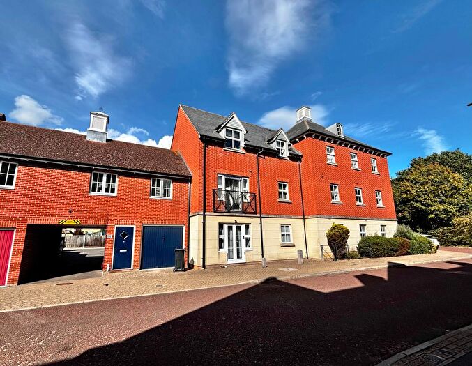 2 Bedroom Flat For Sale In Rose Allen Avenue, Colchester, CO2