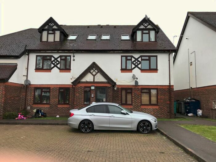 1 Bedroom Flat To Rent In Hazelwood Close, North Harrow, HA2