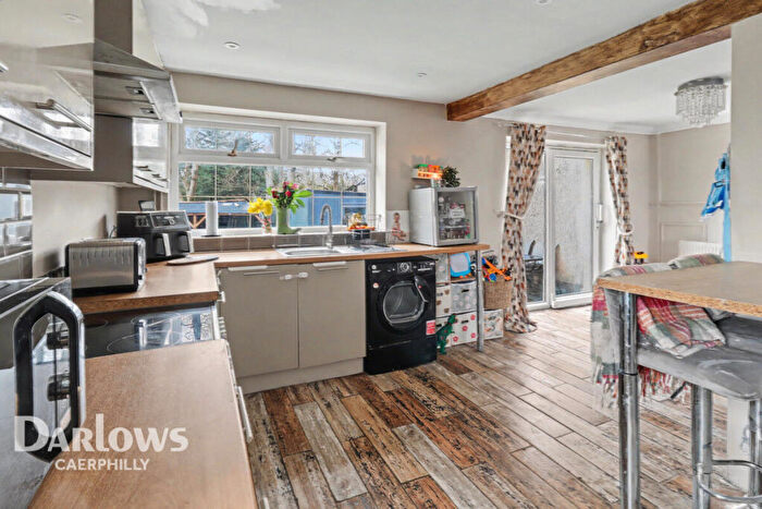 3 Bedroom Semi-Detached House For Sale In Cefn-Y-Lon, Caerphilly, CF83
