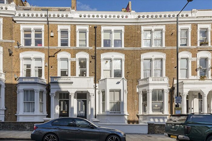 2 Bedroom Flat For Sale In Sinclair Road, Brook Green, W14