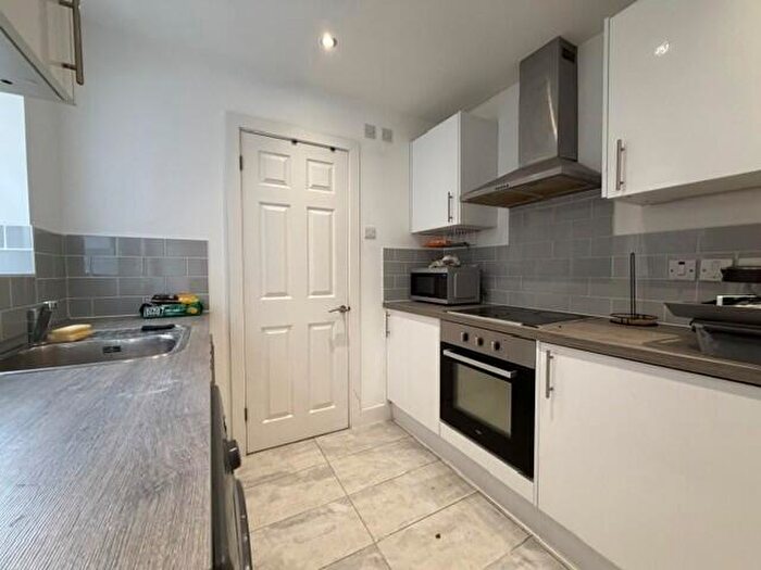 1 Bedroom Apartment To Rent In Lyndhurst Road, Luton, Beds, LU1