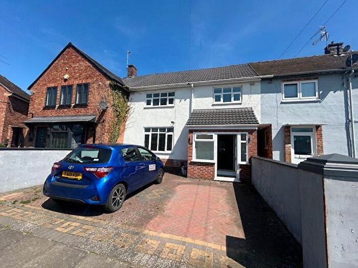 3 Bedroom Terraced House To Rent In Herthull Road, Leicester, LE5