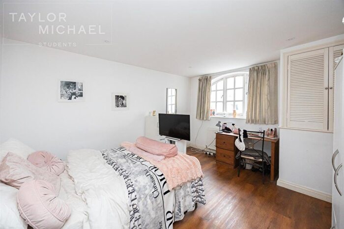 6 Bedroom Terraced House To Rent In St. Johns Road, Hove, BN3