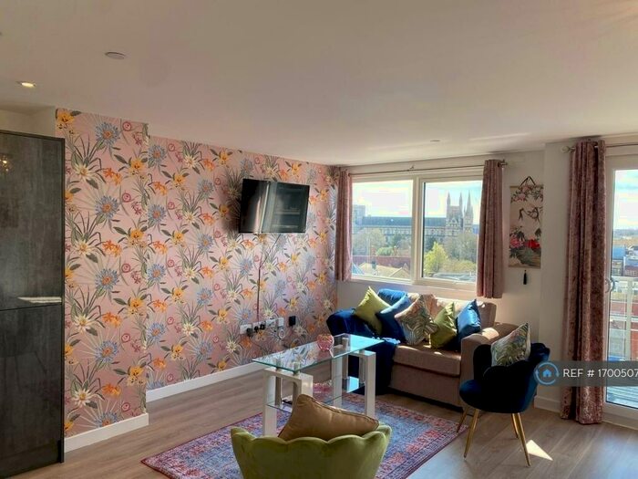 2 Bedroom Penthouse To Rent In Broadway, Peterborough, PE1