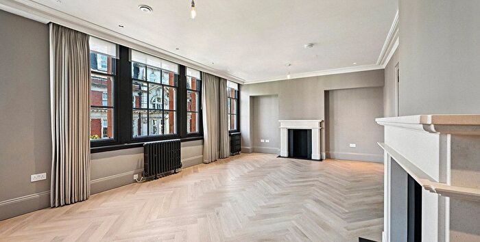4 Bedroom Flat To Rent In North Audley Street, London, W1K