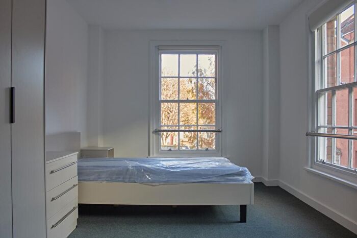3 Bedroom Flat To Rent In Cumberland Street, Bristol, BS2