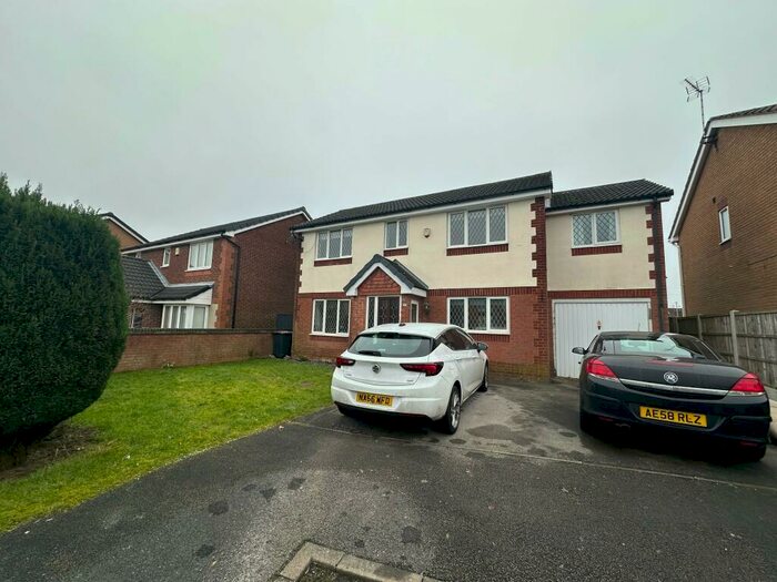 5 Bedroom Detached House To Rent In Elmhurst Drive, NG17