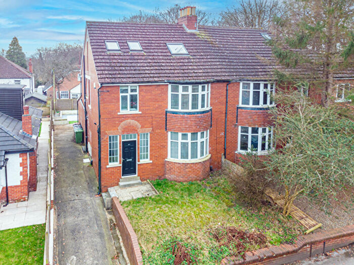 6 Bedroom Semi Detached House For Sale In Church Wood Avenue, Leeds, LS16
