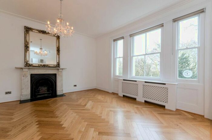 1 Bedroom Flat To Rent In Ladbroke Square, Notting Hill, London, W11