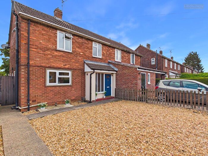 2 Bedroom Semi Detached House For Sale In Tennyson Road, Peterborough, PE1