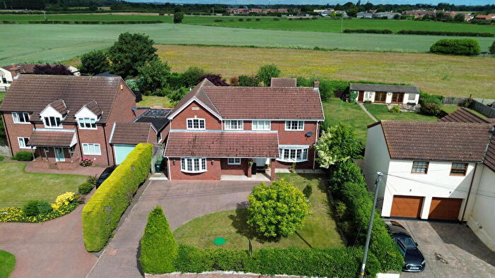 5 Bedroom Detached House For Sale In Silver Street, Whitley, Goole, DN14