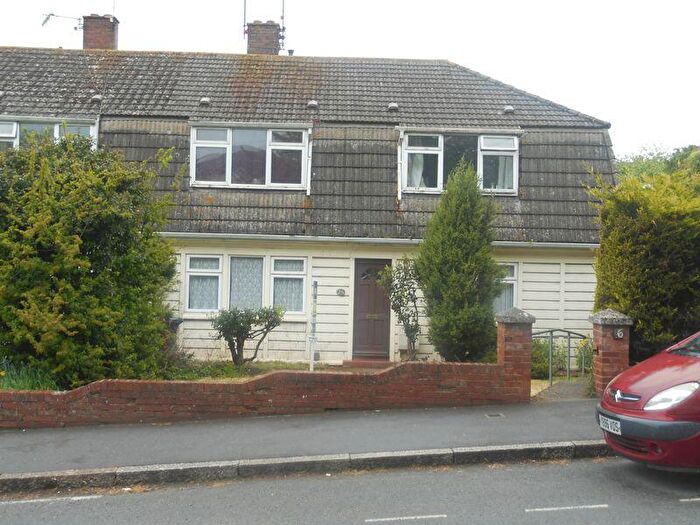 2 Bedroom Flat To Rent In Butts Road, Exeter, EX2
