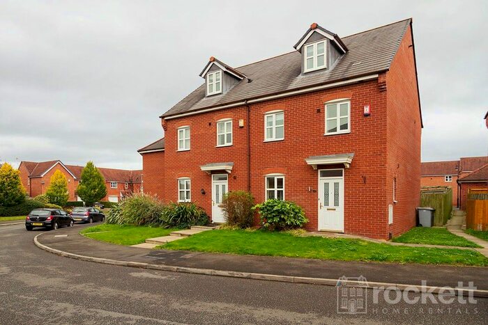 4 Bedroom Semi-Detached House To Rent In Parklands Drive, Weston, Crewe, CW2