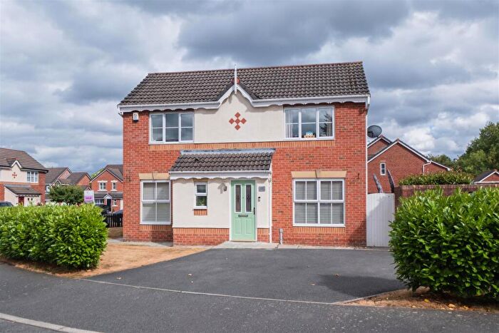 3 Bedroom Detached House For Sale In Pinewood Road, Winsford, CW7