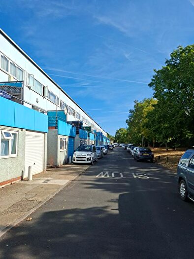 4 Bedroom End Terrace House For Sale In Radnor Close, Mitcham, CR4