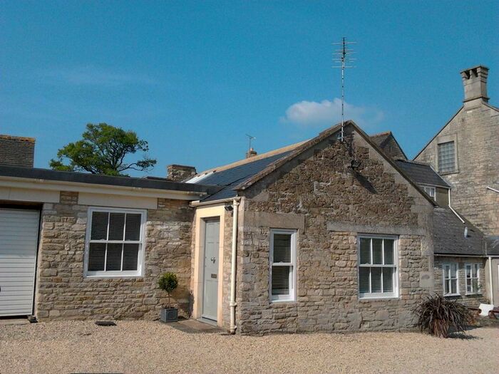 1 Bedroom Apartment To Rent In Rowden Hill, Chippenham, SN15