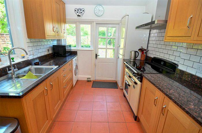 3 Bedroom Semi-Detached House For Sale In Woodthorpe Road, Birmingham, West Midlands, B14